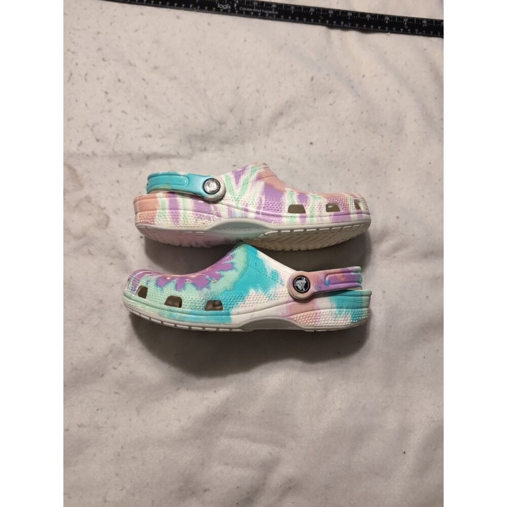 Crocs  Classic Tie Dye Graphic Clog Fresco Multi Women's Size 6